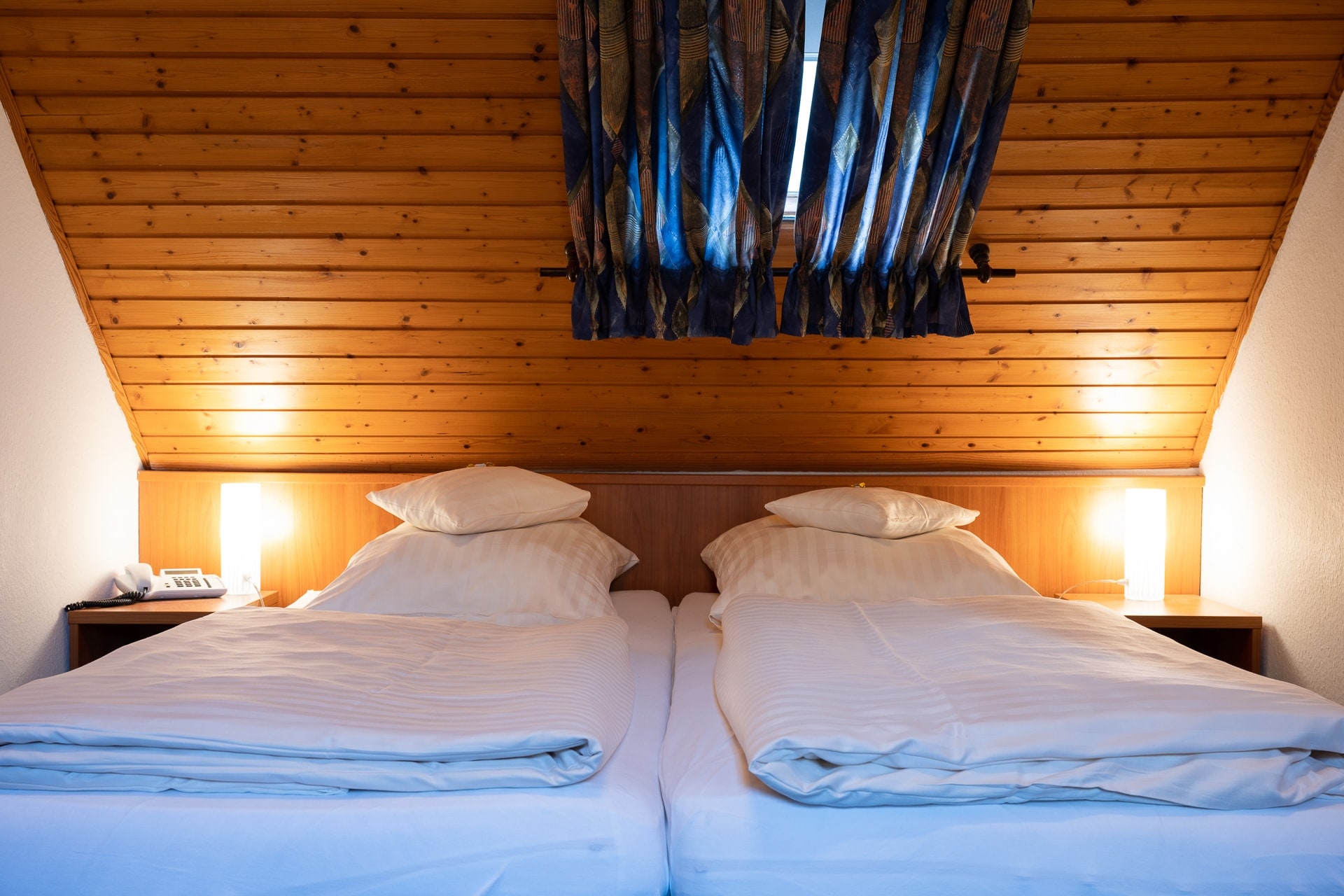 Landhaus Dürkop - Apartment Doppelbett mit TV